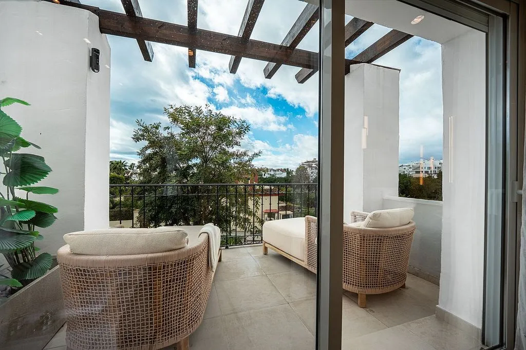 Balcon - Luxury Semidetached House with Pool in Marbella