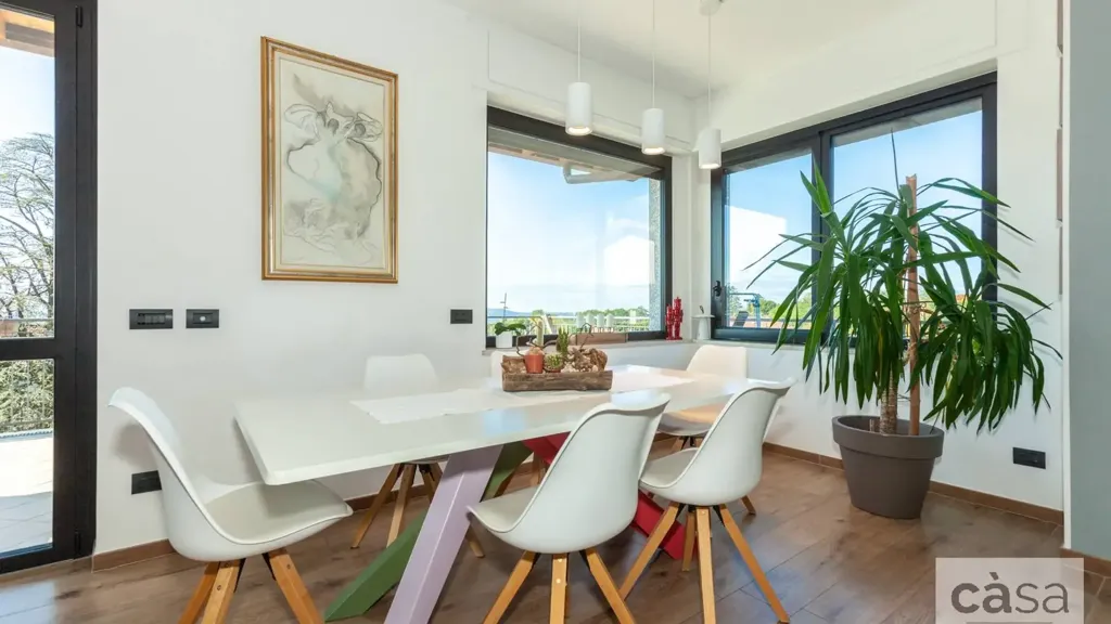 Sala da pranzo - Luxury Villa with Lake View in Comerio
