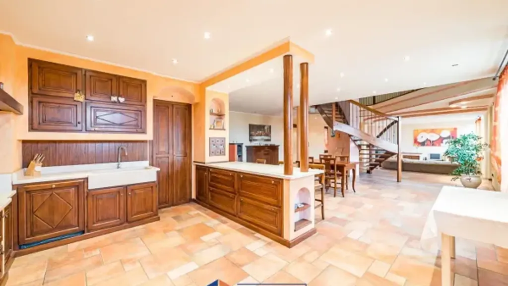 Kitchen - Rustic Villa with Private Garden in Genola