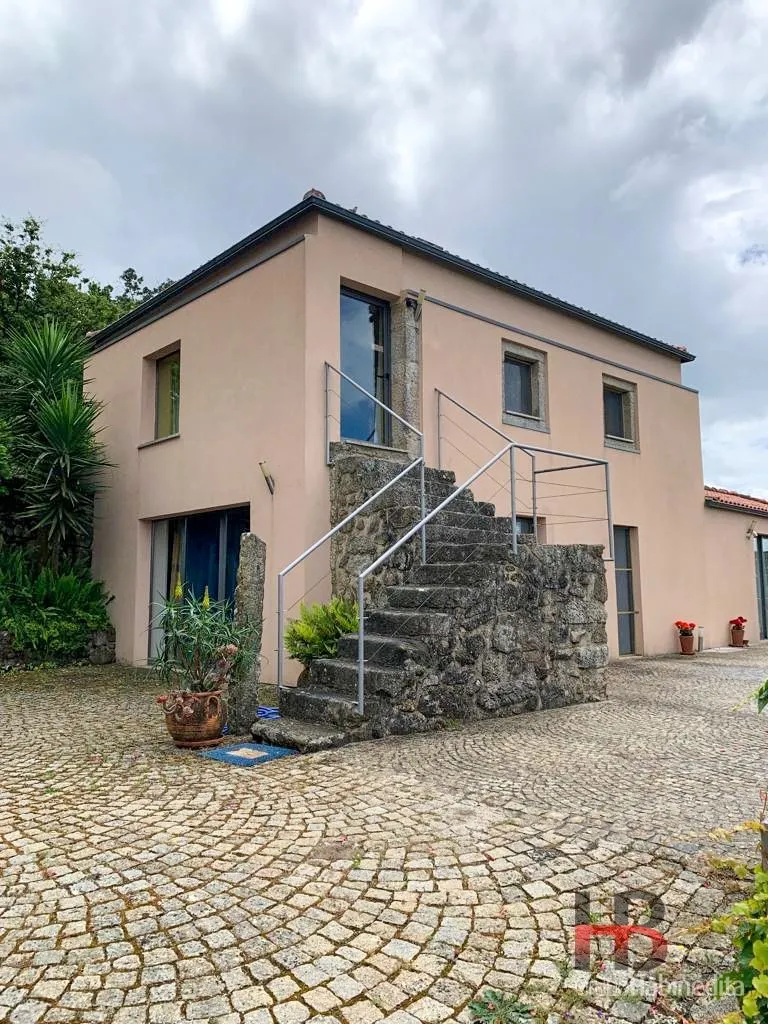 Extérieur - Rustic Farmhouse with Pool in Oliveira de Frades