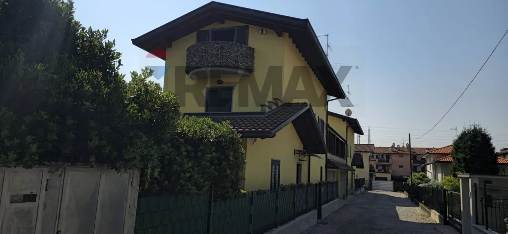 Extérieur - Charm Duplex with Veranda in Lentate Sul Seveso