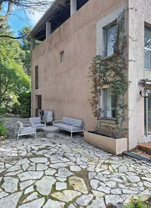 Terrasse - Duplex Familial avec Jardin à Aix-en-Provence