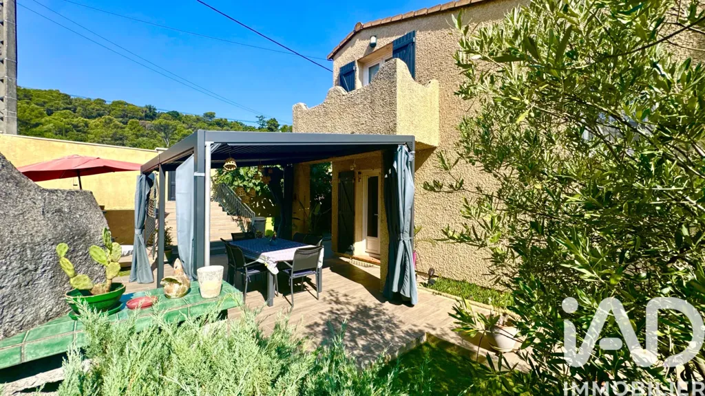 Terraza - Single-Storey Villa with Pool in Bagnols-sur-Cèze