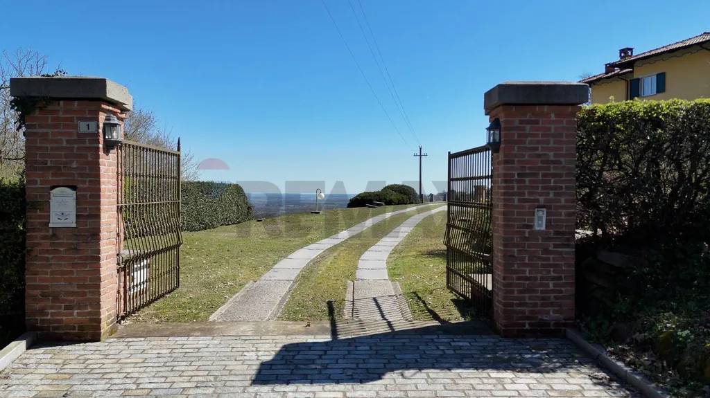 Esterno - Villa indipendente con parco privato a Magnano