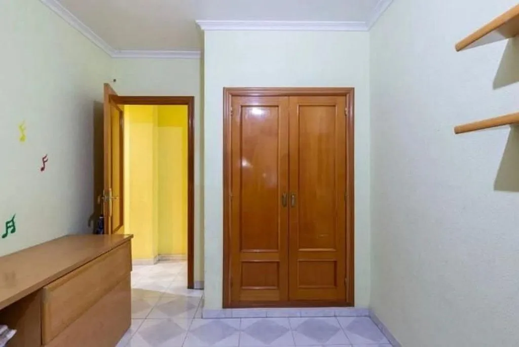 hallway_entrance