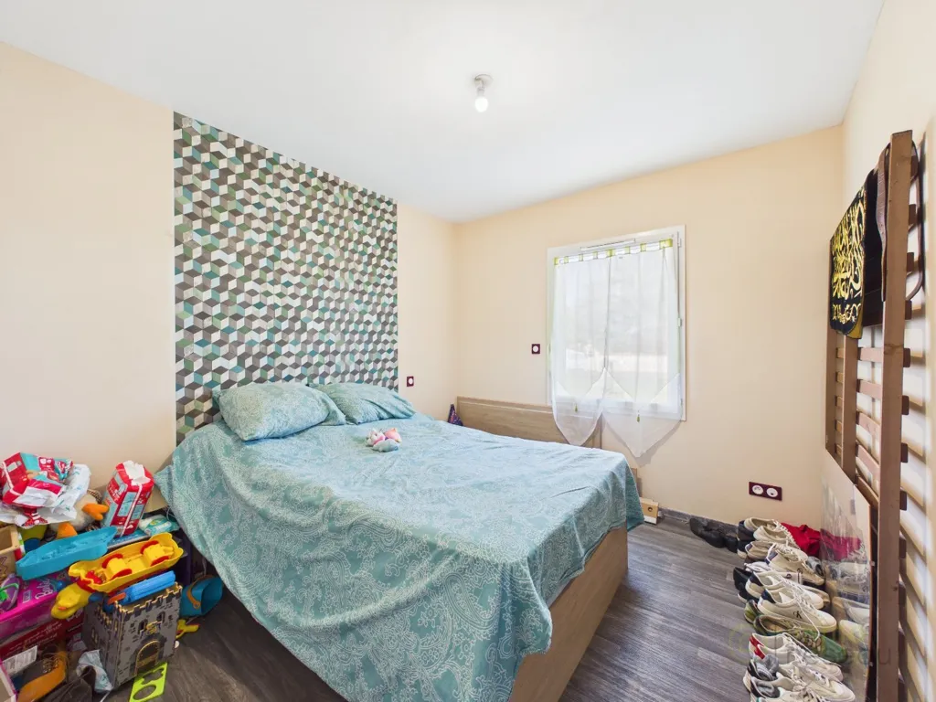 Magamistoad - Recent Bungalow with Garden in Accessible Location