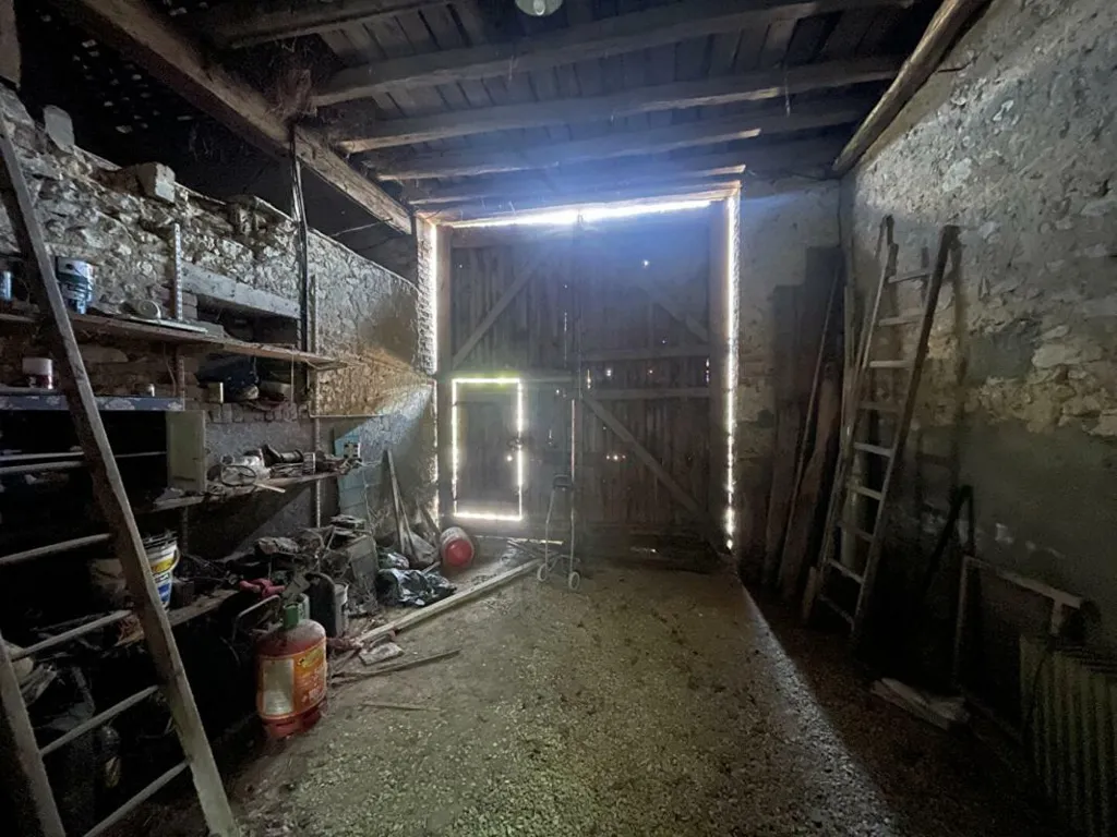 Utility Room - Traditional House with Garden in Chatillon Coligny