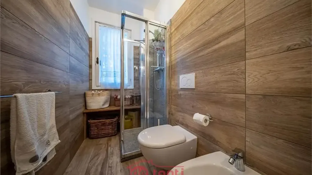 Bathrooms - Apartment with Mountain View in Madesimo