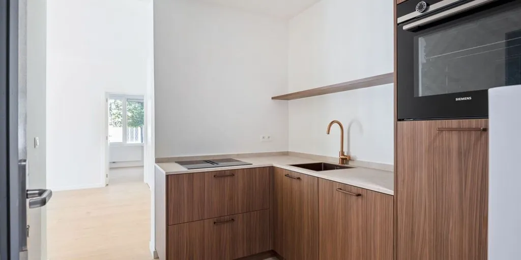 Cuisine - Appartement Rénové avec Garage à Lier