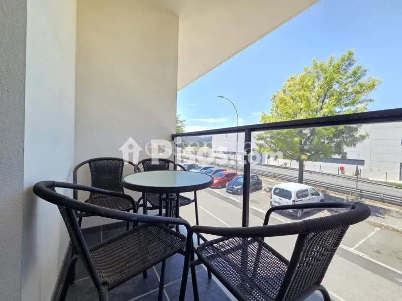 Balcone - Semi-New Flat with Terrace in Potries