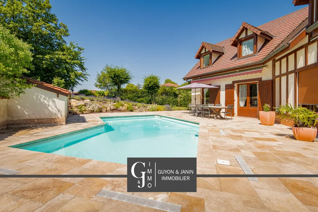 Bassein - Character House with Pool in Ceyzériat Centre