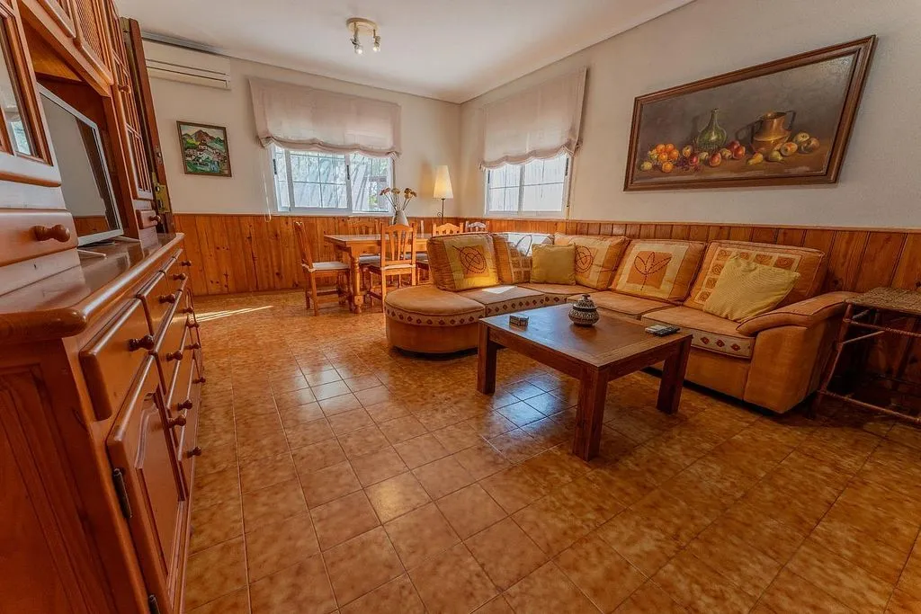 Elutuba - Chalet with Pool in El Altet