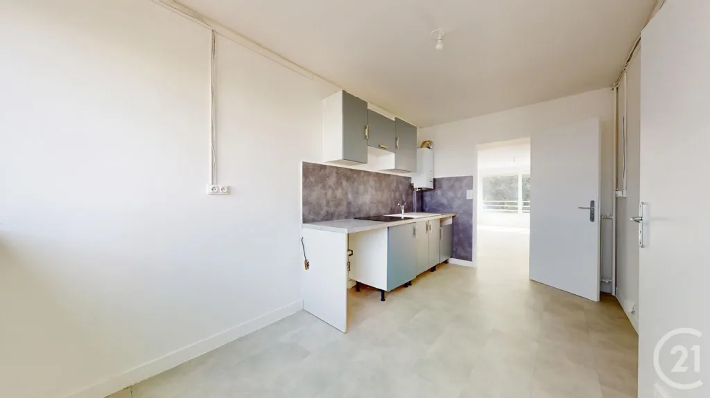 Cucina - 4-Piece Flat with Balcony in Saint-Herblain