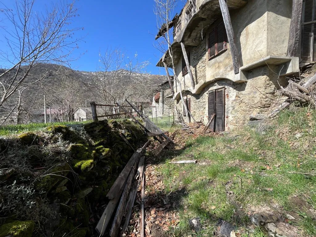 Extérieur - Rustic Property with Garden in Rubiana