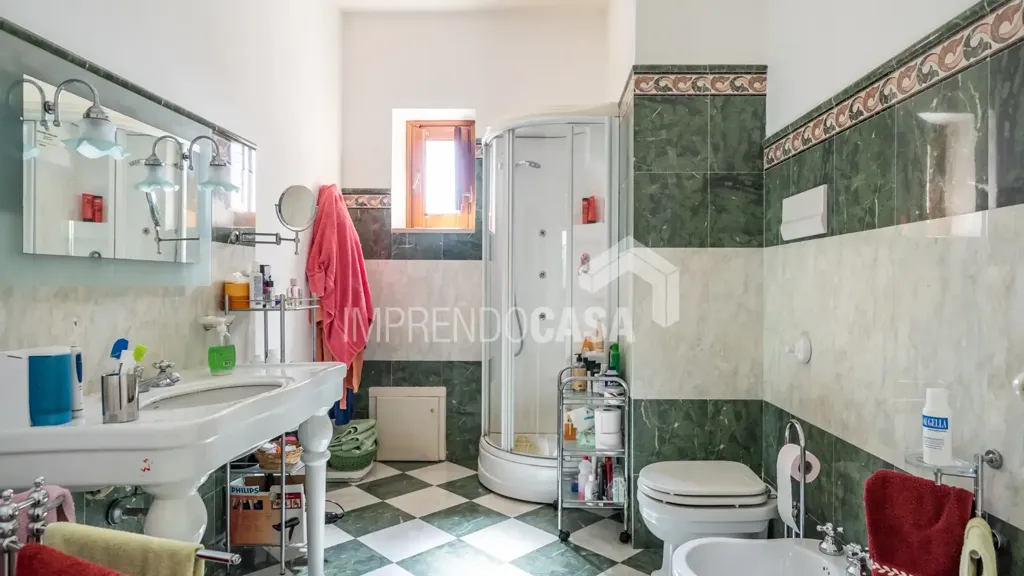 Salles de bain - Villa with Private Garden in Mondello, Palermo