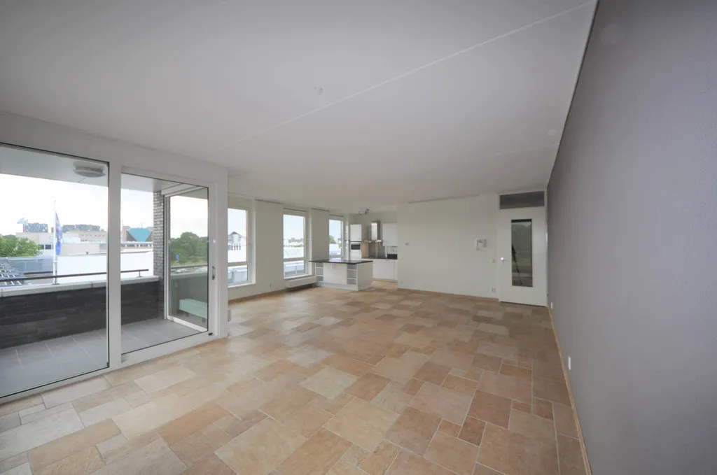Elutuba - Apartment with Balcony in Breda Centre