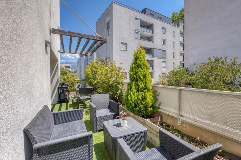Terrasse - Appartement Duplex avec Terrasses à Grenoble