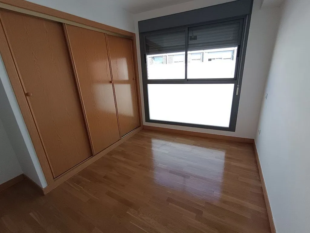 Toad - 1-Bedroom Flat with Garage in Numancia