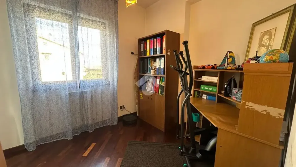 Office - Terraced Villa with Private Garden in Cerisano