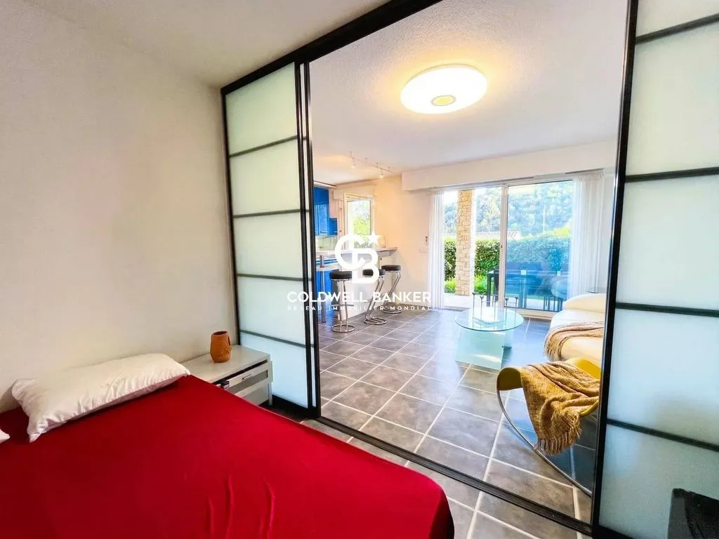 Magamistoad - Luxury Apartment with Pool in Èze