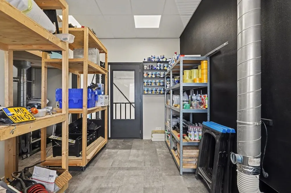 Pesuköök - Commercial Unit with Secure Outdoor Space in Strijen