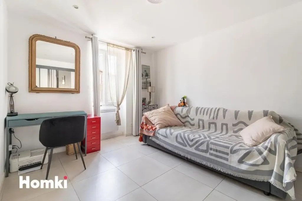 Chambres - Appartement Traversant avec Terrasse à Marseille 13007