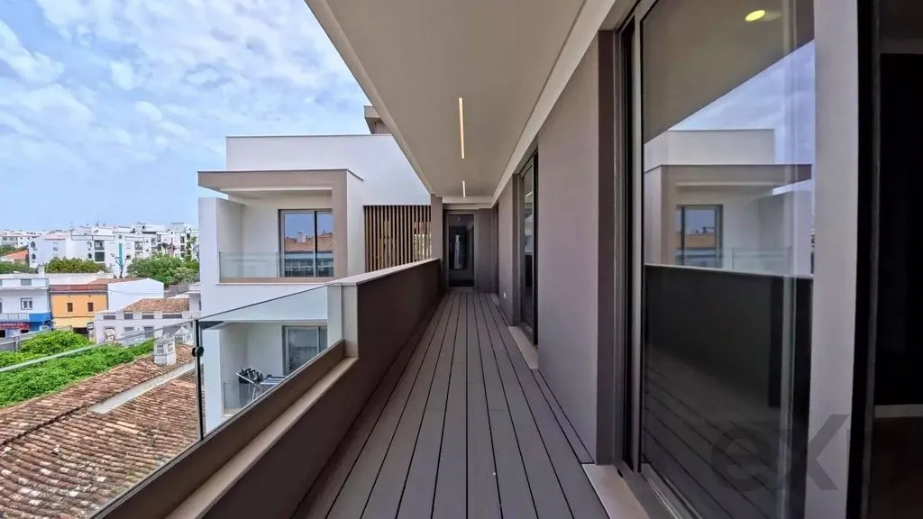 Rõdu - Luxury Flat with City View in Almancil