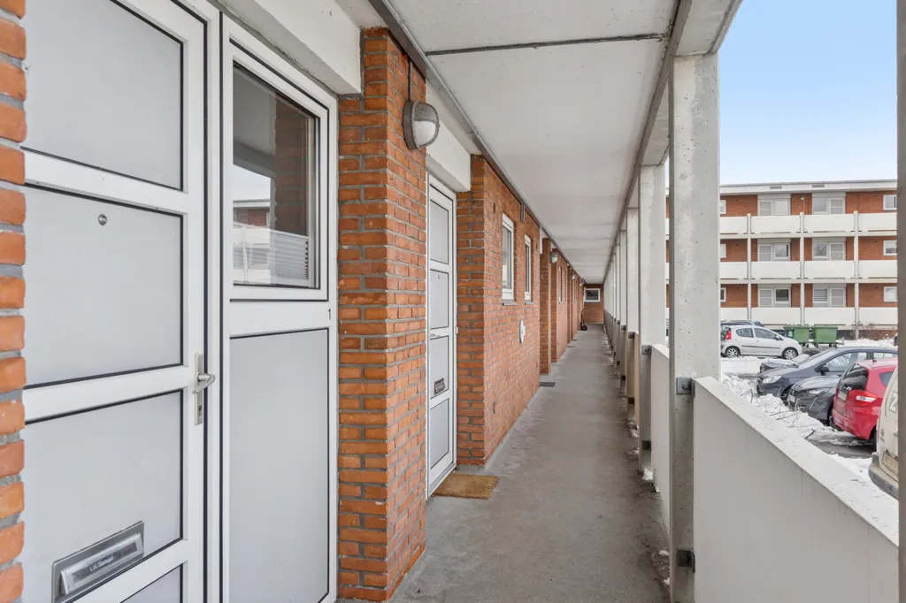 Entrée - Apartment with South-Facing Garden in Birkerød