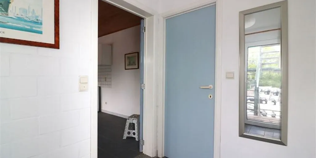Esik - Well-Maintained Apartment with Parking in Knus