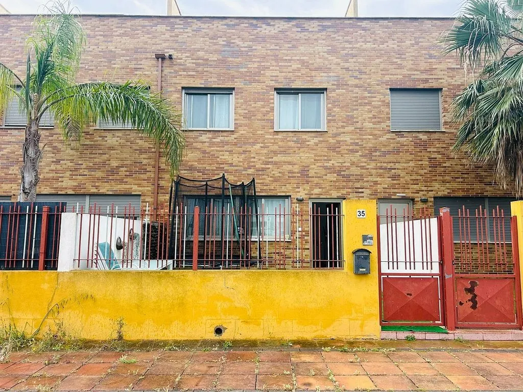Välivaade - Two-Bedroom House with Pool in Las Lomas del Rame
