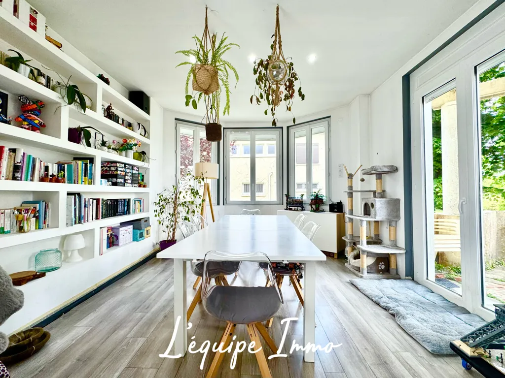 Salle à manger - Maison de 6 Pièces avec Jardin à Cadours