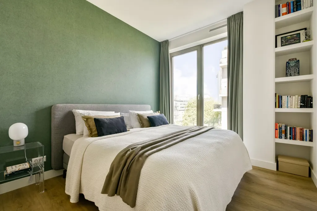 Magamistoad - Modern 3-Bedroom Corner Apartment with Waterfront View in Amsterdam