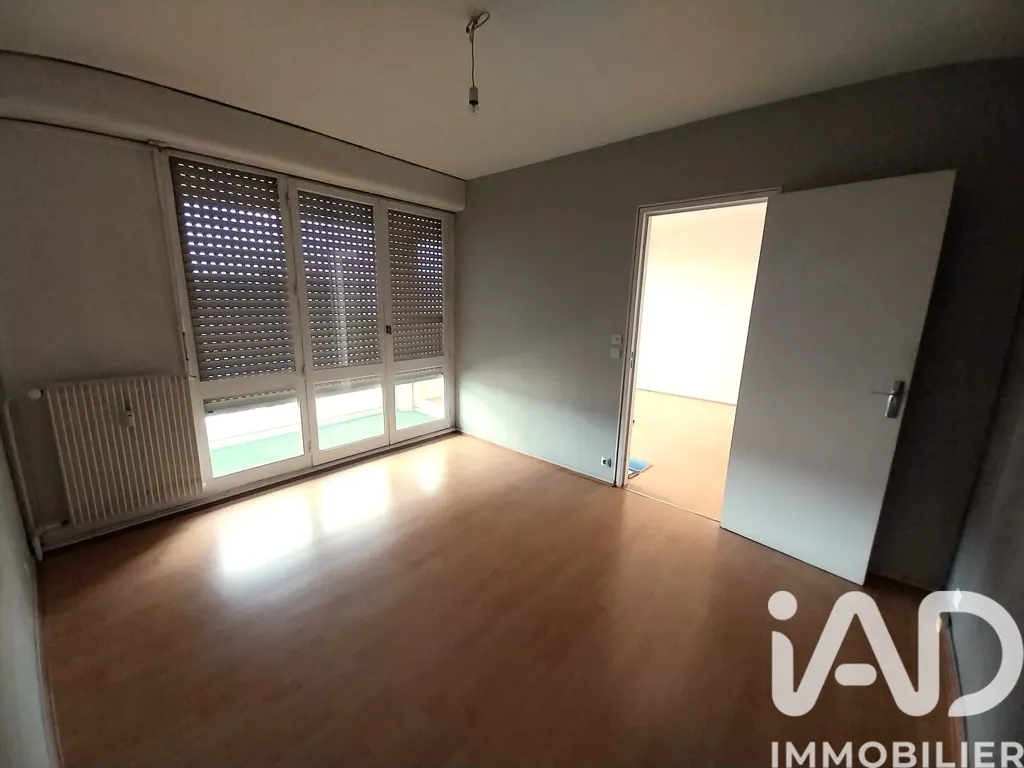 Toad - Bright 2-Bed Flat with Balcony in Limoges