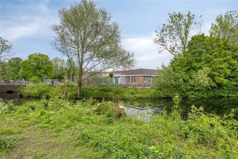 Maison 8 pièces à Breda