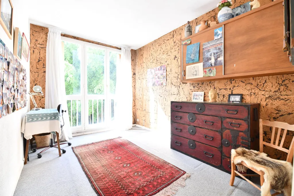Magamistoad - Spacious F7 Flat with Private Pool in Central Location