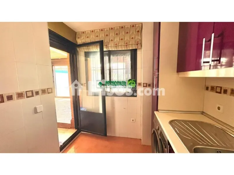 Cuisine - Apartment with Patio in Yuncler