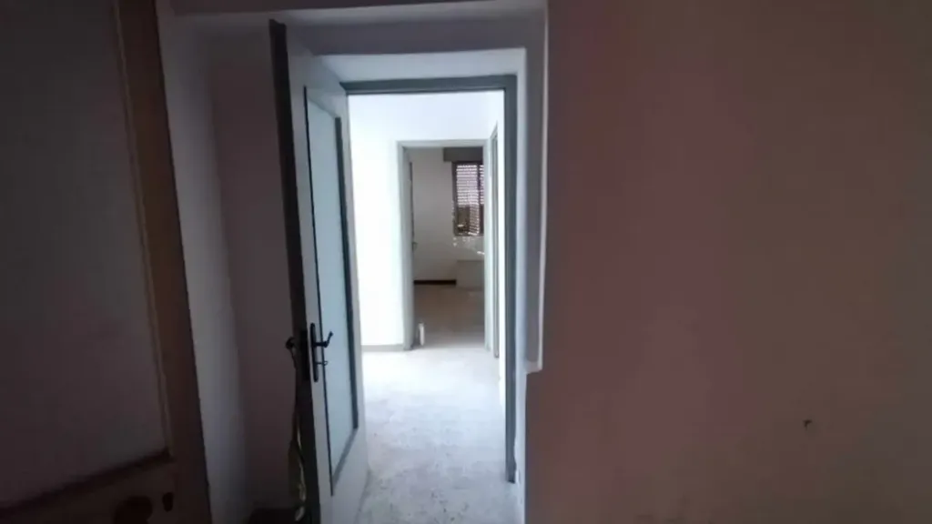 hallway_entrance