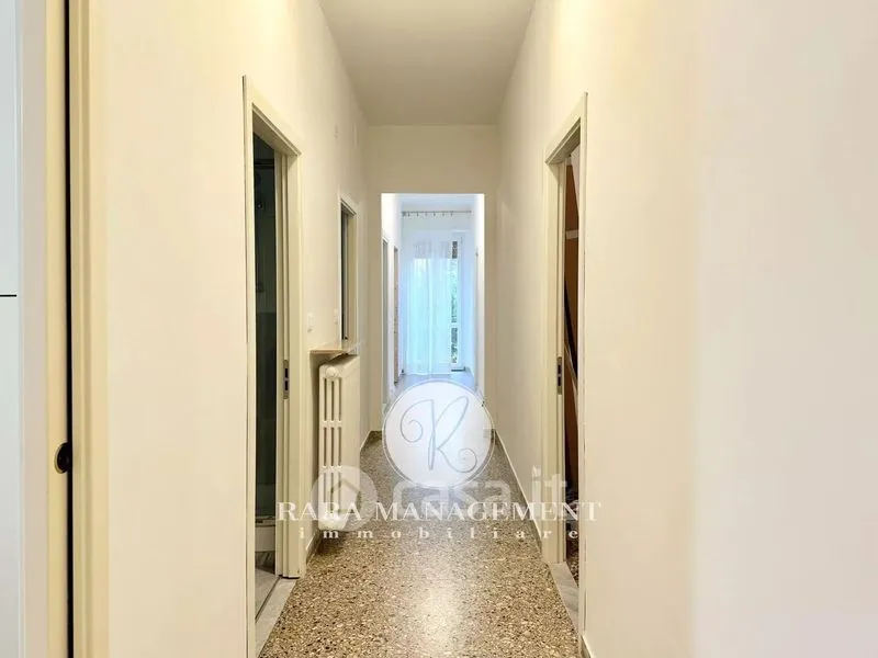Esik - Centralised Apartment with Four Balconies in Ancona