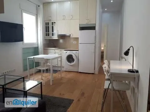 Cucina - Bright Apartment with Balcony in Madrid