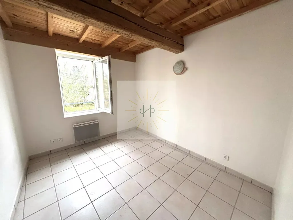 Pièces - Ensemble Immobilier avec Jardin à Montélimar