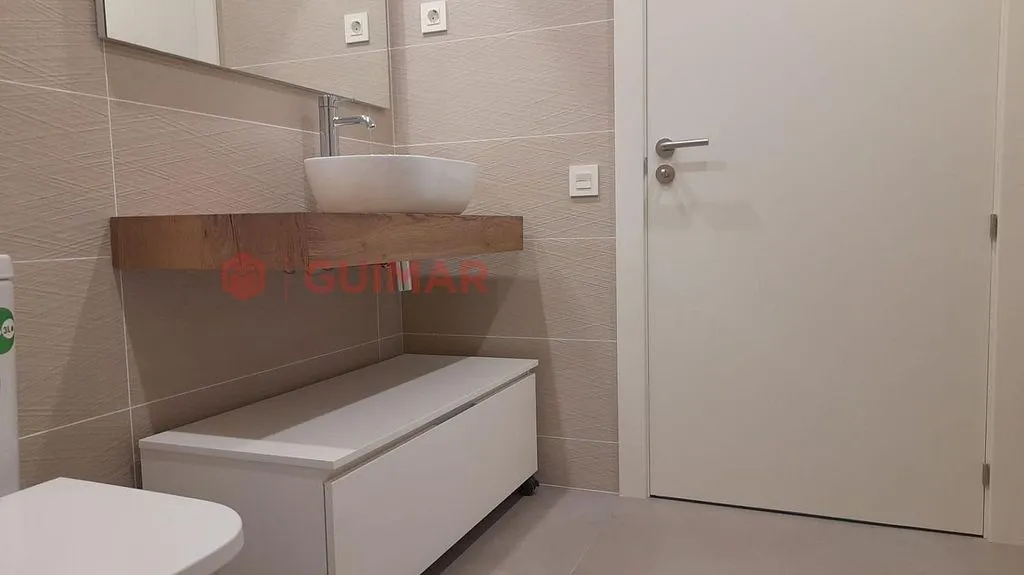 Salles de bain - Modern Flat with Parking in Ronda Sant Ramon