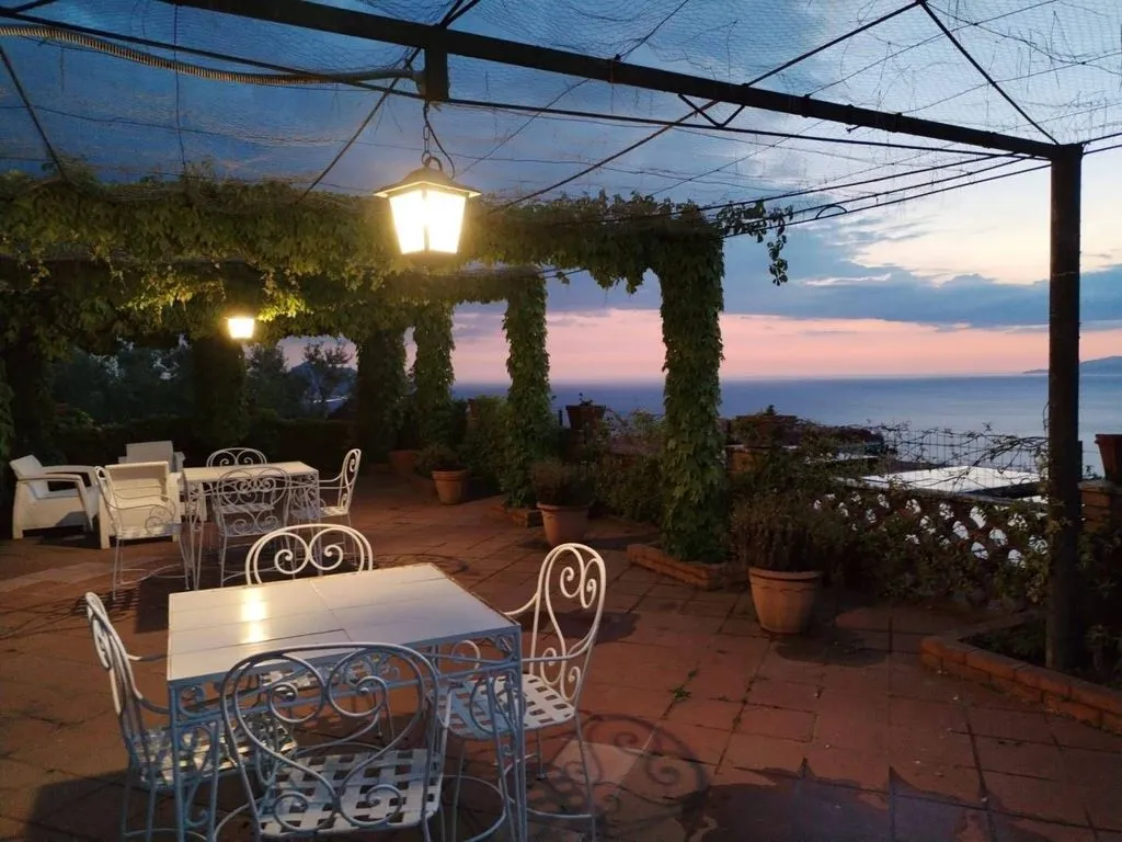 Terrass - Luxury Villa with Sea View in Massa Lubrense