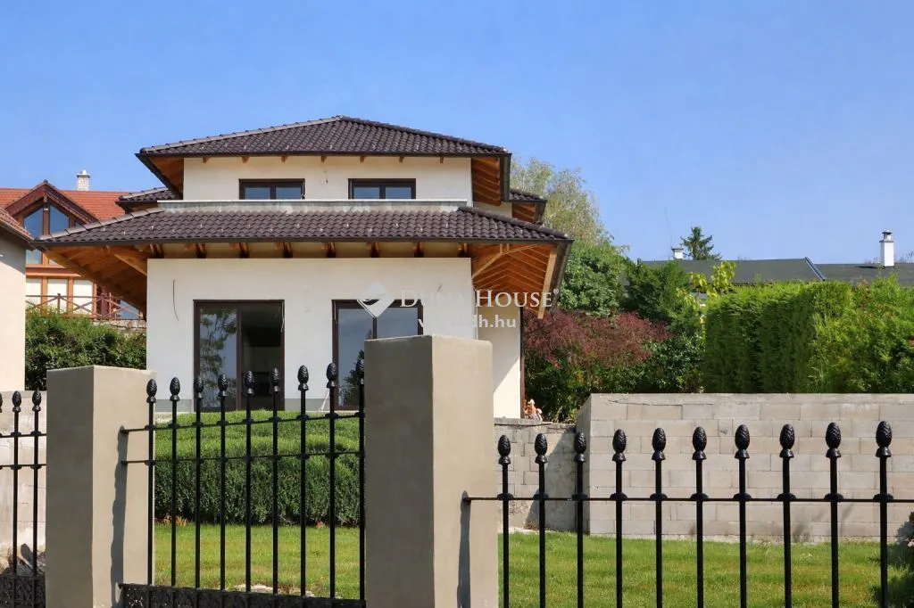 Välivaade - Panoramic Pool House in Szentendre