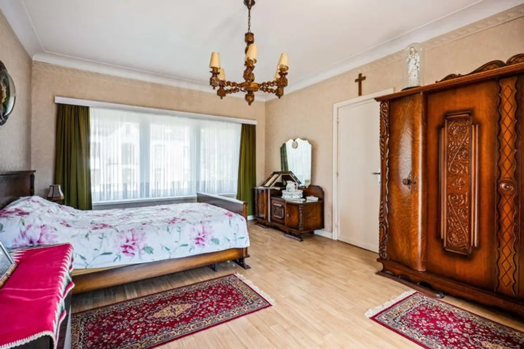 Chambres - Maison avec Terrasse et Garage à Ekeren, Anvers