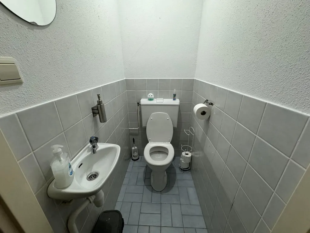 Vannitoad - Furnished Apartment with Balcony near Eindhoven Centre