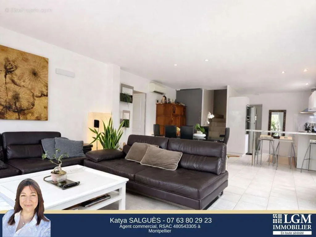 Séjour - Villa 4 Chambres avec Jardin à Baillargues