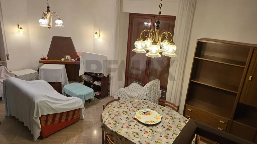 Sala da pranzo - Classical Villa with Garden in Sassoferrato