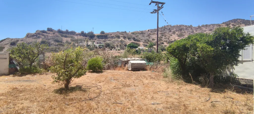 Giardino - Seafront Plot in Tertsa Vianou, Heraklion