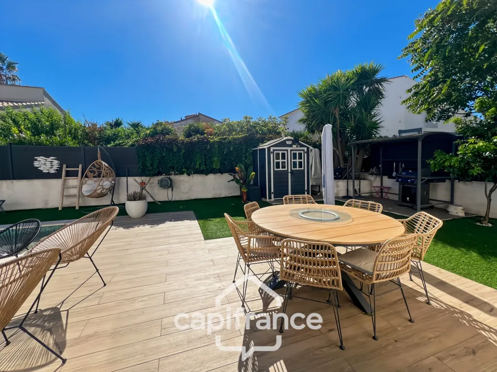 Terrass - Contemporary House with Pool in La Garde