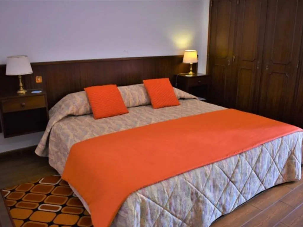 Bedrooms - Luxury Hotel with Pool in Estoril, Cascais